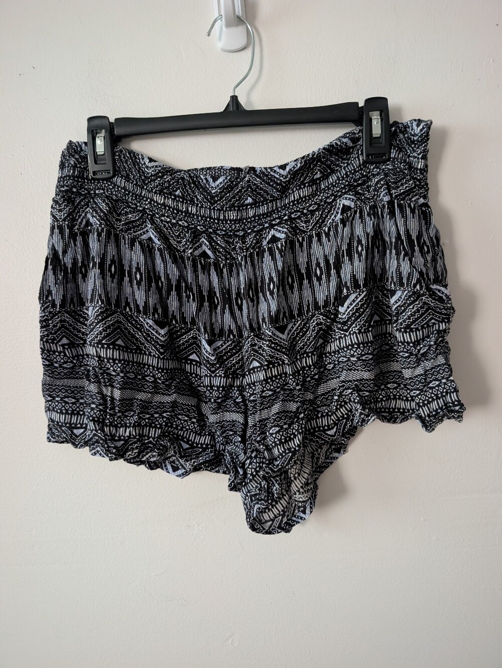 RD Style Aztec Print Stretch Shorts Women's Size M